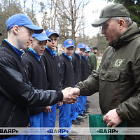 Минские суворовцы приняли участие в республиканском субботнике