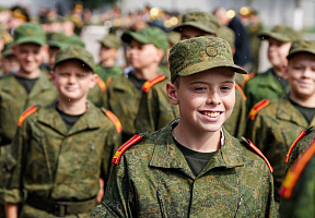 Началась приемная кампания в Минское суворовское военное училище
